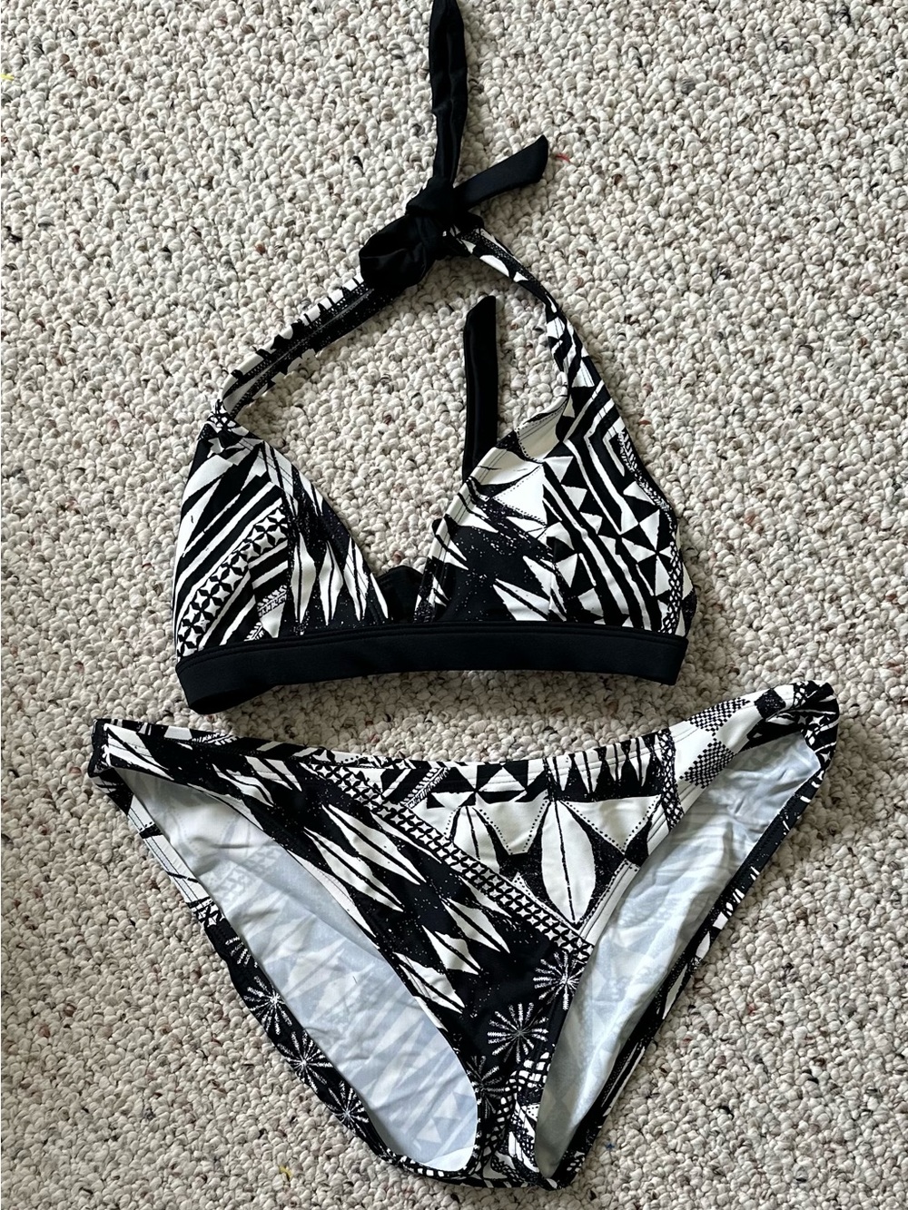 Patagonia Black‎ and White Women's Bikini Top L Bottoms XL